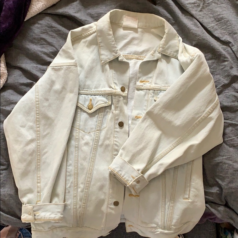 //vintage jean jacket//